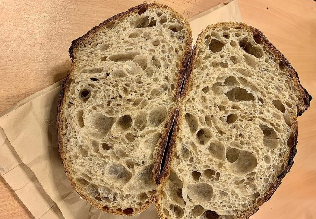 Pledoarie pentru o pâine deschisă (open)